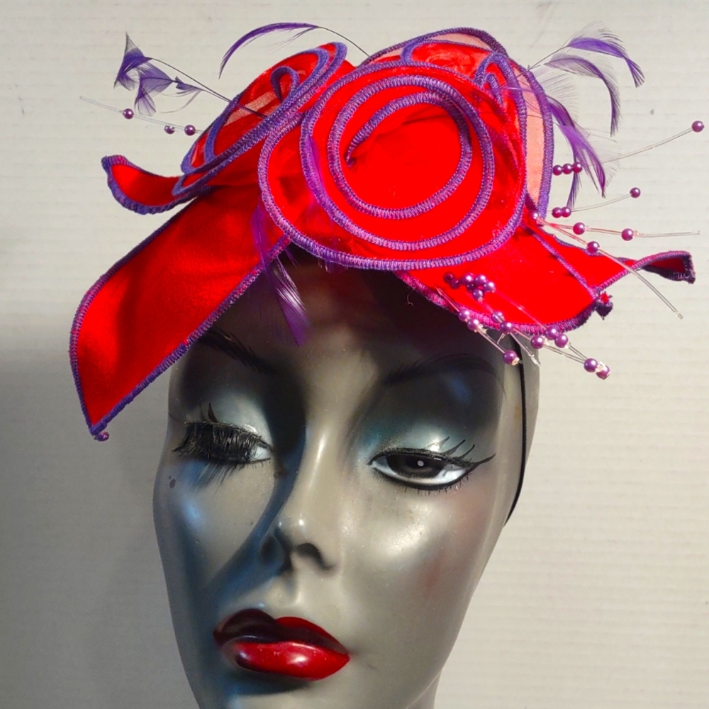 Red & Purple Pendant Hat - Picture 2 of 5